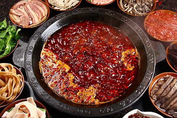 pg模拟器免费玩:新手去云南六天五晚怎样玩？跟团去云南六天五晚要注意些什么？